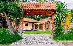 Cabañas del Bosque by Rotamundos